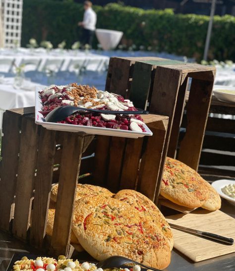 broden en buffet voor het bestellen van catering in Zelhem.